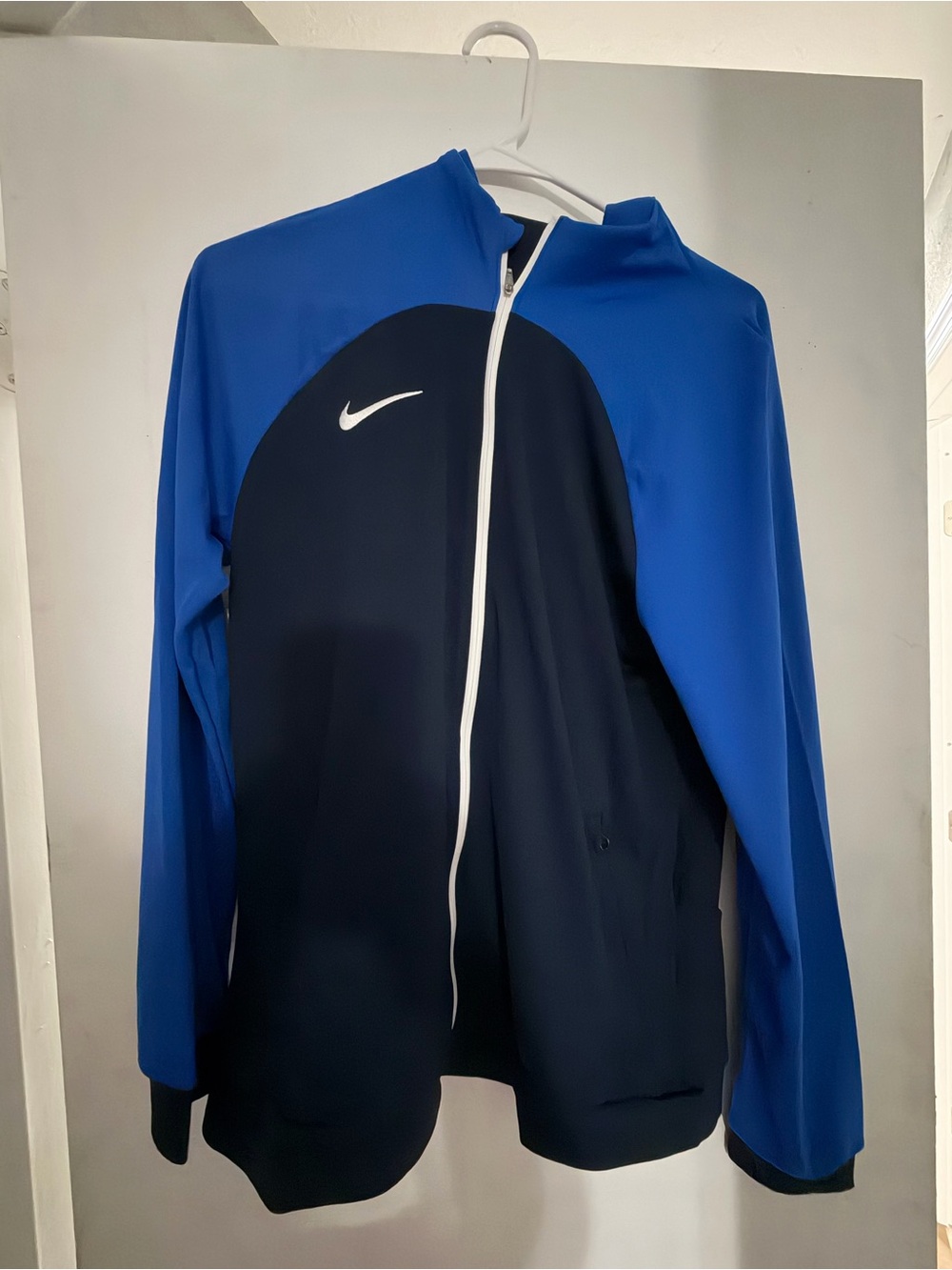 Nike women’s  Royal Blue and Black Performance Full-Zip Jacket